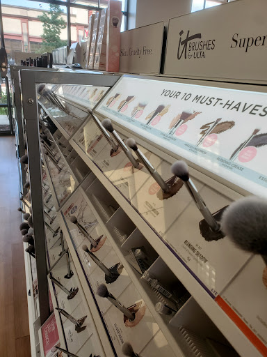 Hair Salon «Ulta Beauty», reviews and photos, 105 West Bridge St, Homestead, PA 15160, USA