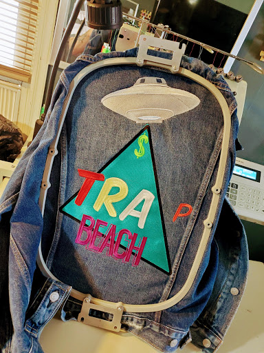 Airbrushing Service «Midwest Ink Airbrushing & Custom T-shirt Screen Print Shop», reviews and photos, 4733 S Ashland Ave, Chicago, IL 60609, USA