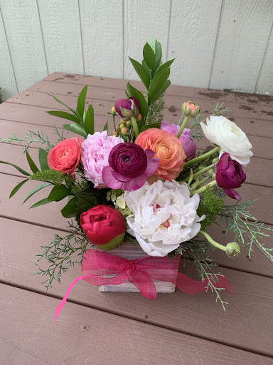 Florist «Banisters Flowers LLC», reviews and photos, 4495 S Broadway, Englewood, CO 80113, USA