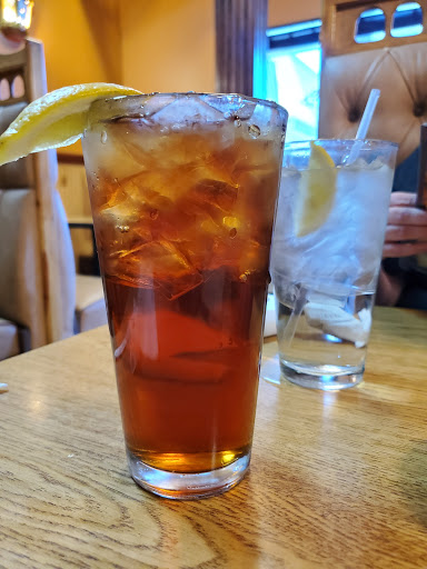 Shopping Mall «Royal Plaza Shopping Center», reviews and photos, 411 South St, Front Royal, VA 22630, USA