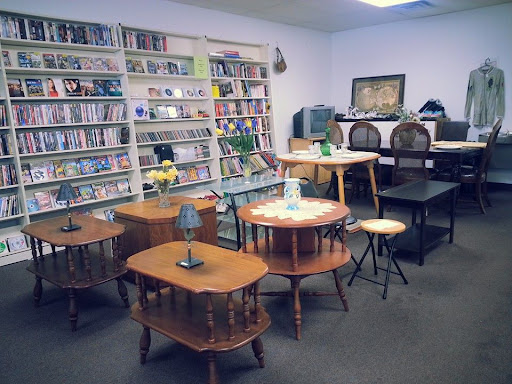 Thrift Store «AKA Treasures - Resale Shop», reviews and photos, 3030 S Wayne Rd, Wayne, MI 48184, USA