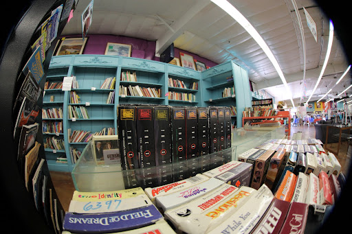 Thrift Store «Casa De Los Ninos Thrift Store», reviews and photos, 1302 E Prince Rd, Tucson, AZ 85719, USA