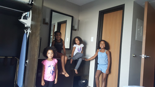 Hotel «Embassy Suites by Hilton Denver Southeast», reviews and photos, 7525 E Hampden Ave, Denver, CO 80231, USA