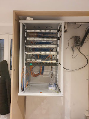 KOMANY - Electricien Dépannage à Ézanville