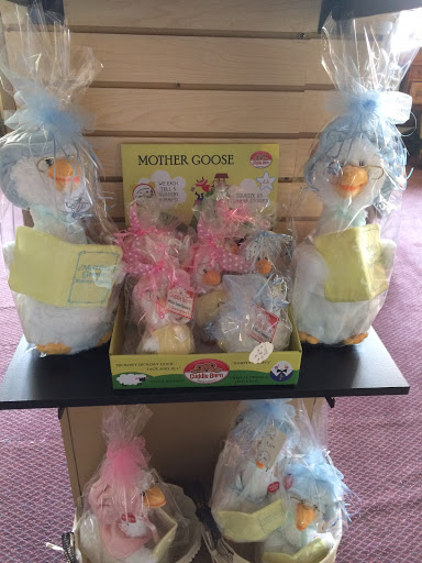 Gift Shop «The Warehouse Gift Shops», reviews and photos, 60 Chestnut St, Lockport, NY 14094, USA