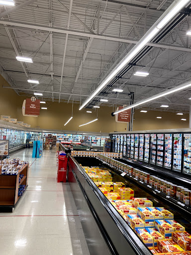 Supermarket «Giant Eagle Supermarket», reviews and photos, 21593 Lorain Rd, Fairview Park, OH 44126, USA