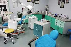 Klinika Dentare Il Dent Fier image