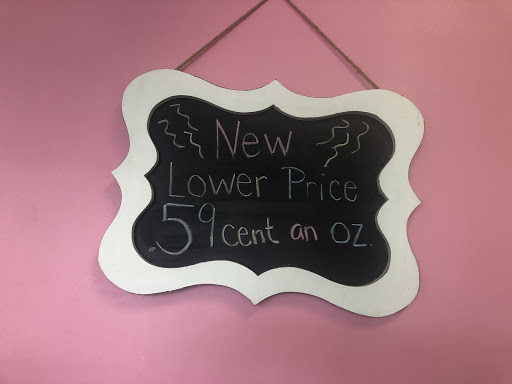 Frozen Yogurt Shop «sweetFrog Premium Frozen Yogurt», reviews and photos, 3911 Union Deposit Rd, Harrisburg, PA 17109, USA