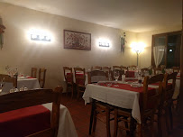 Atmosphère du Restaurant Auberge de la Vieille Ferme à Le Meux - n°6