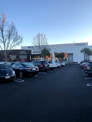 Hair Salon «Ulta Beauty», reviews and photos, 15555 E 14th St, San Leandro, CA 94578, USA