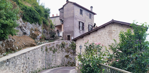 La Locanda Via degli Archi, 1, 02026 Rocca Sinibalda RI, Italia