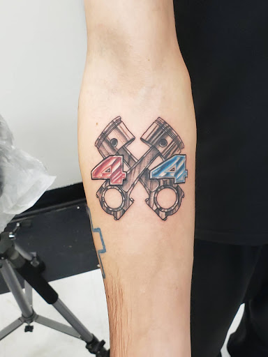 Body Piercing Shop «Skin Gallery Tattooing & Body Piercing», reviews and photos, 1402 Ogden Ave, Downers Grove, IL 60515, USA