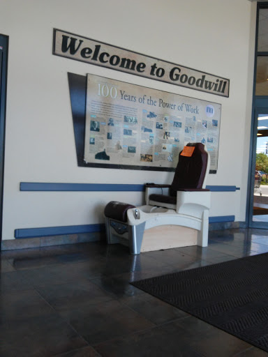 Thrift Store «Discover Goodwill Grand Junction Retail Center», reviews and photos