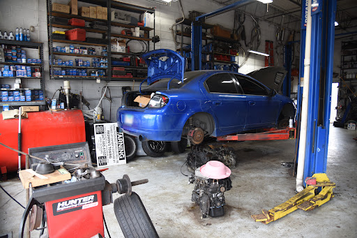 Auto Repair Shop «Meineke Car Care Center», reviews and photos, 811A W Higgins Rd, Schaumburg, IL 60195, USA