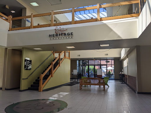 Shopping Mall «Oakway Center», reviews and photos, 2350 Oakmont Way #204, Eugene, OR 97401, USA