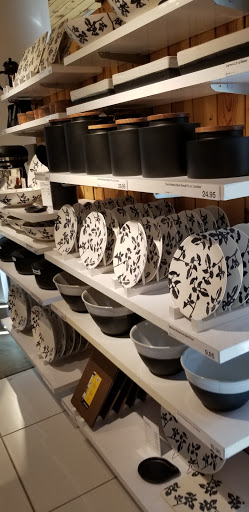 Furniture Store «Crate and Barrel», reviews and photos, 8505 Park Meadows Center Dr, Lone Tree, CO 80124, USA