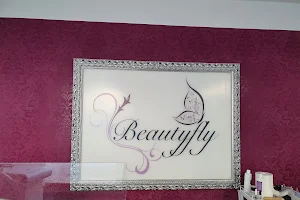 Beautyfly-Nails image
