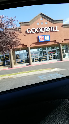 Thrift Store «Layton Goodwill Store», reviews and photos, 1010 W Hill Field Rd, Layton, UT 84041, USA