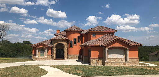 Mc Kinnis Roofing in Liberty Hill, Texas