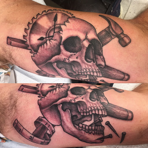 Tattoo Shop «Raygun Tattoo», reviews and photos, 34053 La Plaza, Dana Point, CA 92629, USA