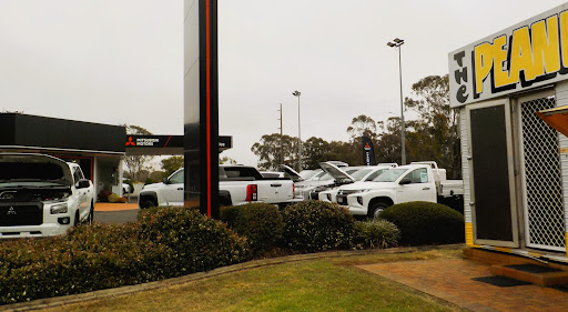 Dundas Mitsubishi