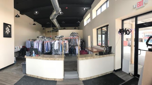Dry Cleaner «Lake City Cleaners», reviews and photos, 1740 1st St, Highland Park, IL 60035, USA