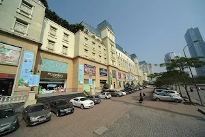 The Garden Shopping Center image