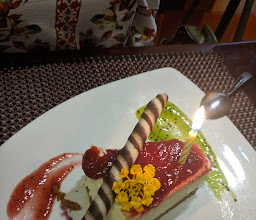 Cuatro Restaurant photo