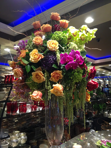 Florist «Eltingville Florist», reviews and photos, 3938 Richmond Ave, Staten Island, NY 10312, USA