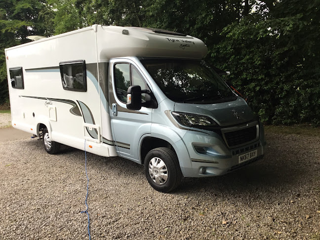 Reviews of PEARMAN BRIGGS MOTORHOMES THE BUNGALOW A38 GLOUCESTER ROAD THE LEIGH GLOUCESTER GL19 4AA in Gloucester - Car dealer