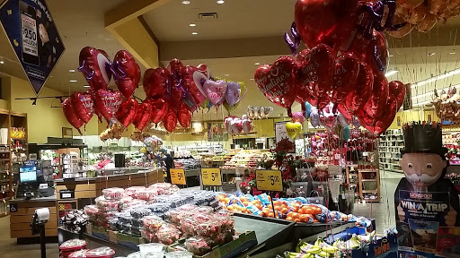 Grocery Store «Safeway», reviews and photos, 21401 Pacific Hwy S, Des Moines, WA 98198, USA