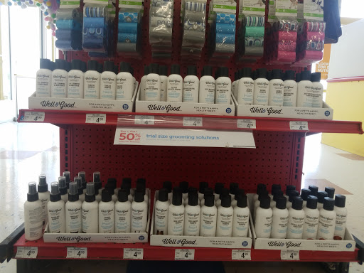 Pet Supply Store «Petco Animal Supplies», reviews and photos, 92 Cluff Crossing Rd, Salem, NH 03079, USA