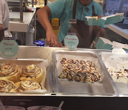 Cinnabon Siam Paragon photo