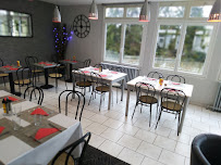 Atmosphère du Hotel Restaurant le Risle à Montfort-sur-Risle - n°16