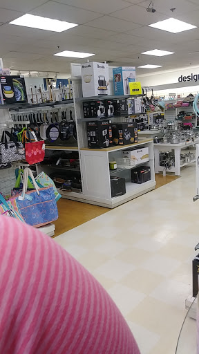 Department Store «Marshalls», reviews and photos, 741 W 2nd St, San Bernardino, CA 92410, USA