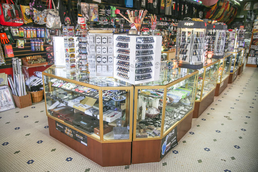 Tobacco Shop «Keep Sake Smoke Shop», reviews and photos, 253 W Yosemite Ave, Manteca, CA 95336, USA