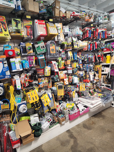 Department Store «Santa Fe Seconds», reviews and photos, 8615 Long Beach Blvd, South Gate, CA 90280, USA