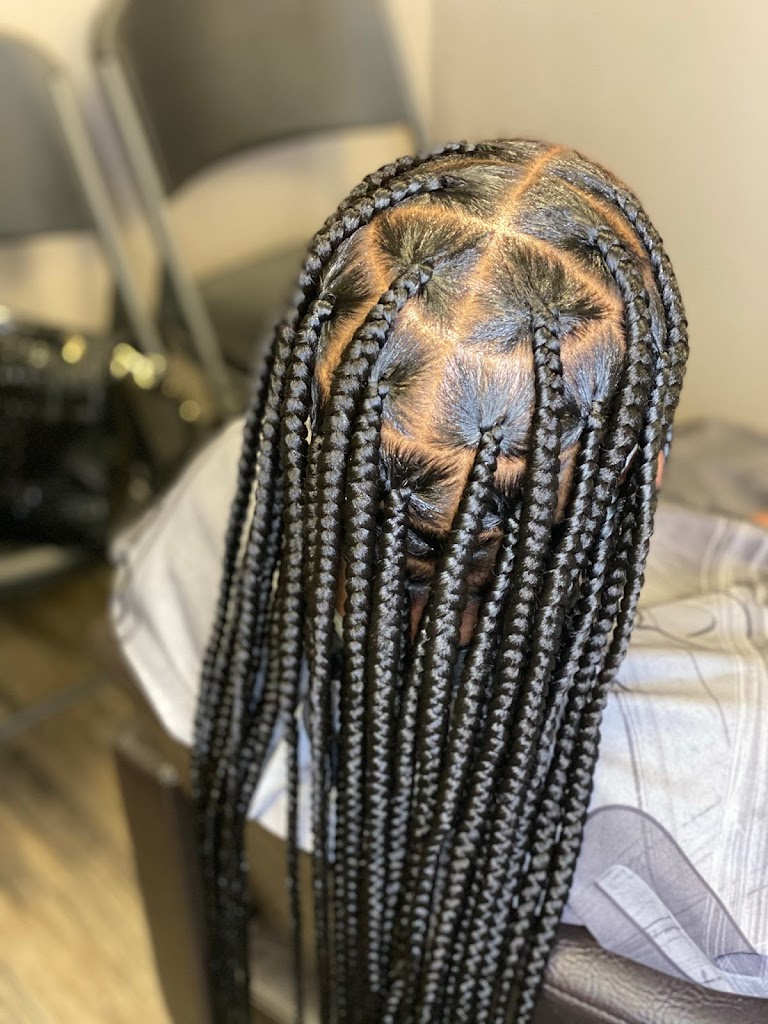 Studio X Hair & Beauty BR 70815