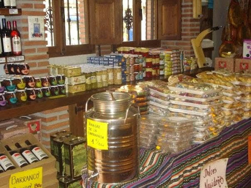 Comprar jamones en Granada de 2024