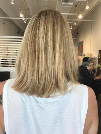 Beauty Salon «Zuka Beauty Lounge», reviews and photos, 15400 Biscayne Blvd, Aventura, FL 33160, USA