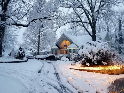 Resort «Highland Lake Inn & Resort», reviews and photos, 86 Lily Pad Ln, Flat Rock, NC 28731, USA