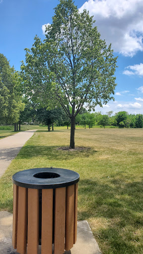 Park «Hampe Park», reviews and photos, 297 W Lies Rd, Carol Stream, IL 60188, USA