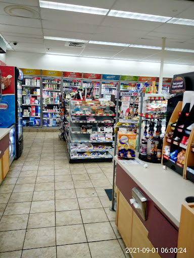 Convenience Store «Speedway», reviews and photos, 880 E Maple Rd, Troy, MI 48083, USA