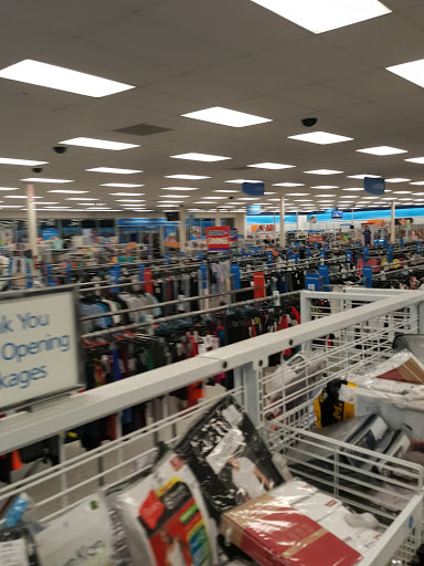 Clothing Store «Ross Dress for Less», reviews and photos, 5820 Lakewood Towne Center Blvd SW, Lakewood, WA 98499, USA