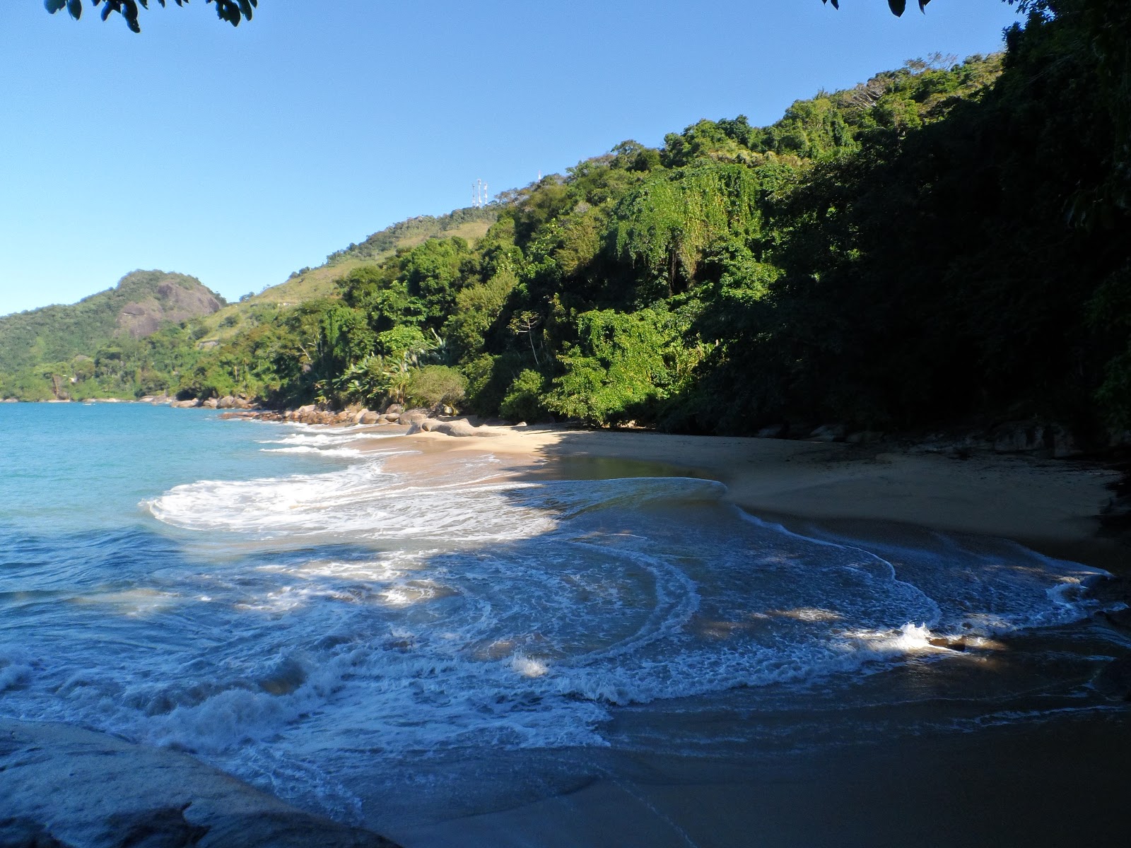 Fotografie cu Praia da Guariba cu o linie de coastă dreaptă
