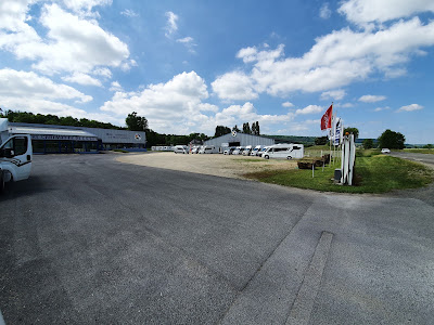 Centre Caravaning de l'Est à Dom-le-Mesnil