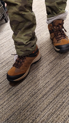 Shoe Store «Famous Footwear», reviews and photos, 5500 Sunrise Hwy, Massapequa, NY 11758, USA