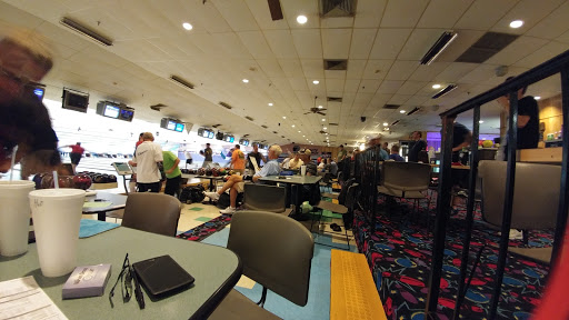 Bowling Alley «White Sands Bowling Center», reviews and photos, 653 Beal Pkwy NW, Fort Walton Beach, FL 32547, USA