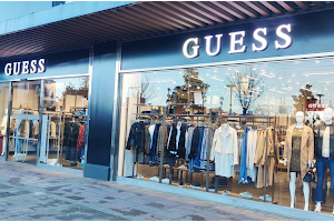 Guess Outlet image