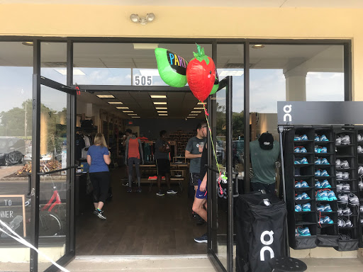 Running Store «Philadelphia Runner (Glen Mills)», reviews and photos, 571 Glen Eagle Square, Glen Mills, PA 19342, USA